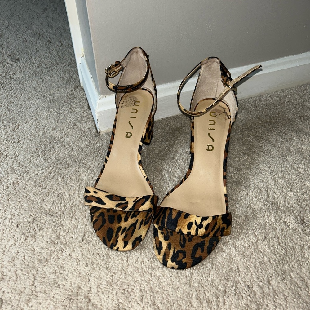 Leopard heels